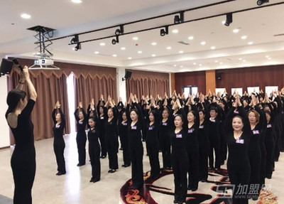 靜怡學堂翻譯服務 專業、精準、高效的語言橋梁